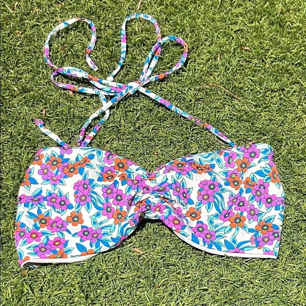 Frankie’s Bikini Foxy String Bandeau Bikini Top